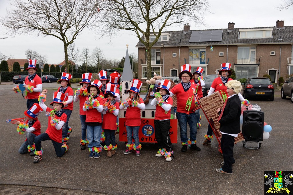 ../Images/Kinderoptocht 2017 004.jpg